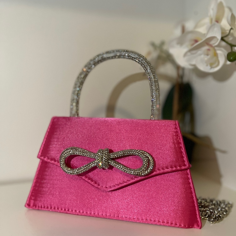 💕NEW💕 Fuchsia Hand Purse